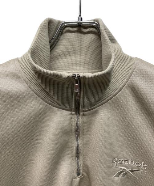REEBOK（リーボック）REEBOK (リーボック) naokitomizuka (ナオキトミヅカ) half zip deformed sweat shirt(ハーフ ジップ ディフォルメド スウェット シャツ) ベージュ サイズ:Freeの古着・服飾アイテム