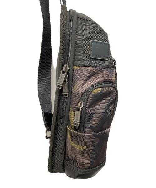 TUMI（トゥミ）TUMI (トゥミ) カモフラスリングバッグ タフ Y2K テック ブラウンの古着・服飾アイテム