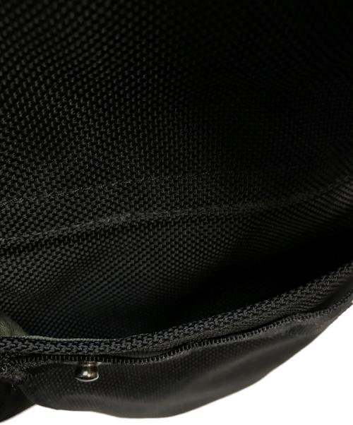 PORTER（ポーター）PORTER (ポーター) EXPLORER DAYPACK(M)  バックパック デイパック　エクスプローラー　バックパック ブラックの古着・服飾アイテム