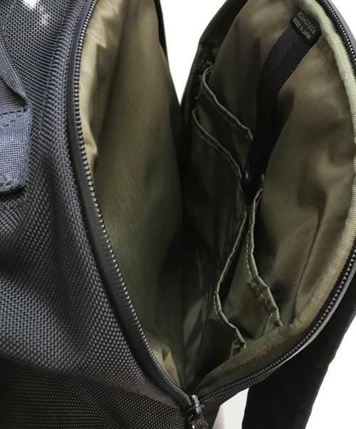 PORTER（ポーター）PORTER (ポーター) EXPLORER DAYPACK(M)  バックパック デイパック　エクスプローラー　バックパック ブラックの古着・服飾アイテム
