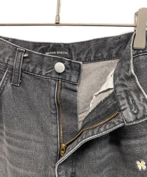 MAISON SPECIAL（メゾンスペシャル）MAISON SPECIAL (メゾンスペシャル) Wrangler (ラングラー) 花柄刺繍デニムパンツ バレルシルエット 花刺繍 ブラック サイズ:SIZE 38の古着・服飾アイテム