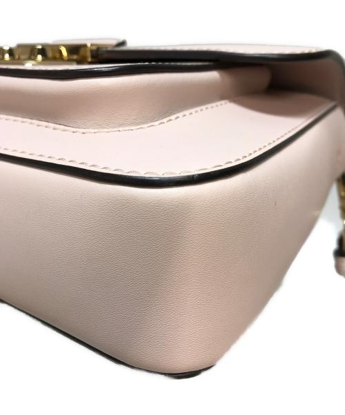 MICHAEL KORS（マイケルコース）MICHAEL KORS (マイケルコース) SLOAN WDITOR MD FLAP MESSENGER/スローン エディター ミディアム フラップ メッセンジャーバッグ ピンクの古着・服飾アイテム