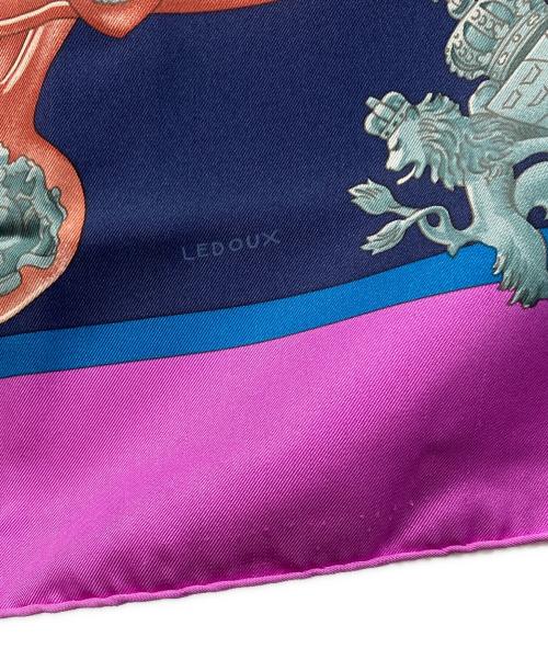 HERMES（エルメス）HERMES (エルメス) カレ90 シルクスカーフ HARNAIS DE COUR（宮廷の馬具） ネイビー×パープルの古着・服飾アイテム