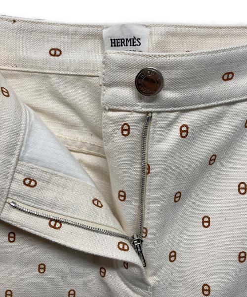 HERMES PARIS（エルメス）HERMES PARIS (エルメス) シェーヌ・ダンクルプリントストレートパンツ フランス製 アイボリー サイズ:Sの古着・服飾アイテム