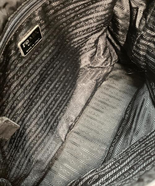 PRADA（プラダ）PRADA (プラダ) トライアングルプレートショルダーバッグ 三角ロゴ ナイロン ブラックの古着・服飾アイテム