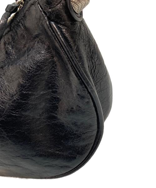 BALENCIAGA（バレンシアガ）BALENCIAGA (バレンシアガ) ショルダーバッグ ル カゴール XS Le Cagole アリーナラムスキン アンティーク調シルバー ハート形ミラー ジッパー付きポーチ ブラックの古着・服飾アイテム