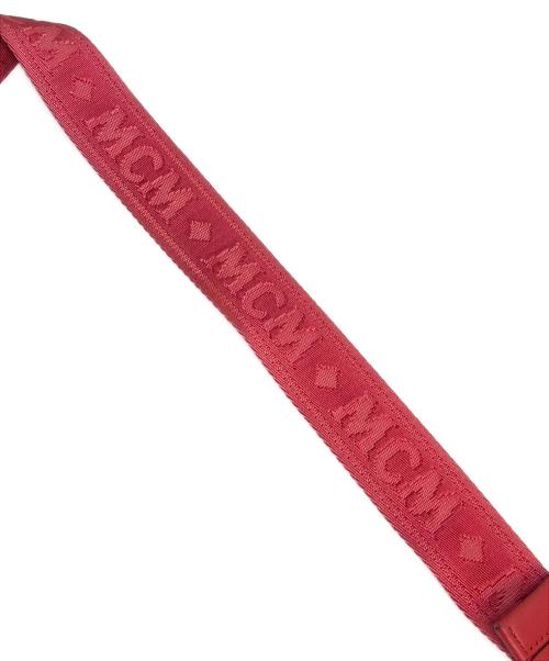 MCM（エムシーエム）MCM (エムシーエム) モノグラムボディバッグ レザー ロゴ レッドの古着・服飾アイテム