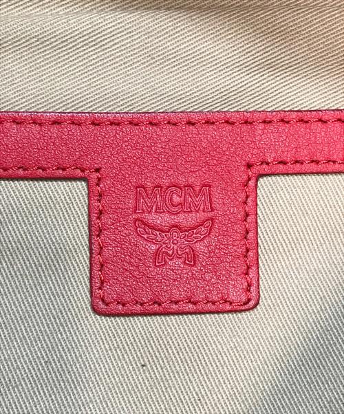 MCM（エムシーエム）MCM (エムシーエム) モノグラムボディバッグ レザー ロゴ レッドの古着・服飾アイテム