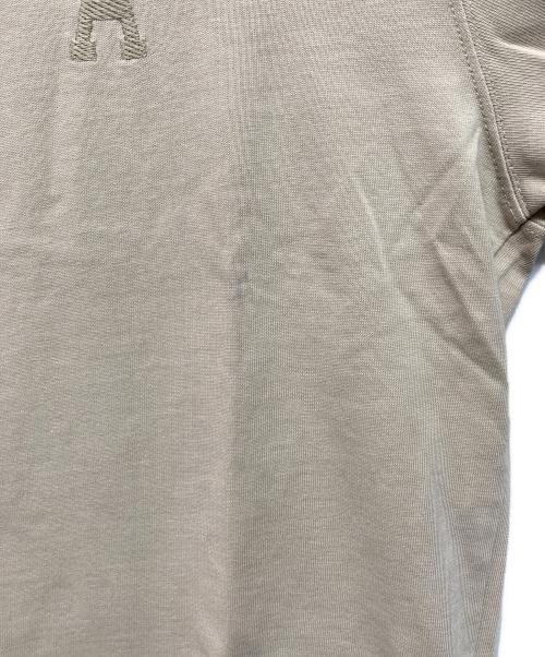 AMI Alexandre Mattiussi（アミアレクサンドルマテュッシ）AMI Alexandre Mattiussi (アミアレクサンドルマテュッシ) ハートロゴ刺繍Tシャツ ベージュ サイズ:Sの古着・服飾アイテム