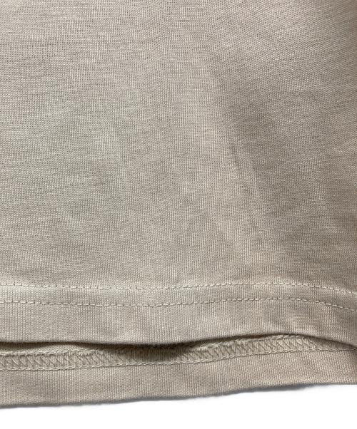 AMI Alexandre Mattiussi（アミアレクサンドルマテュッシ）AMI Alexandre Mattiussi (アミアレクサンドルマテュッシ) ハートロゴ刺繍Tシャツ ベージュ サイズ:Sの古着・服飾アイテム