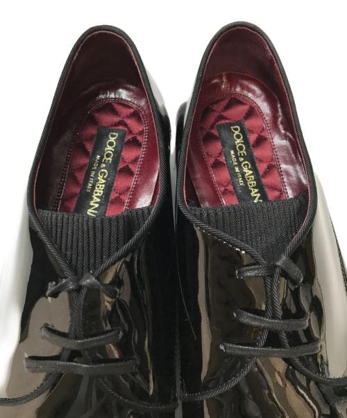 DOLCE & GABBANA（ドルチェ＆ガッバーナ）DOLCE & GABBANA (ドルチェ＆ガッバーナ) パテントレザーダービーシューズ プレーントゥ 外羽根 ブラック サイズ:UK10の古着・服飾アイテム