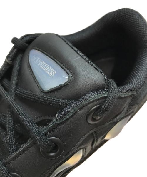 adidas（アディダス）adidas (アディダス) RAF SIMONS (ラフシモンズ) OZWEEGO 3　オズウィーゴ スリー ローカットスニーカー  ブラック×レッド サイズ:27.5cmの古着・服飾アイテム