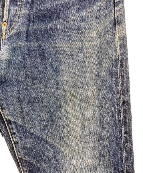 LEVI'S（リーバイス）LEVI'S (リーバイス) シンチバックセルビッチデニムパンツ　ヒゲ　フェード　日本製 インディゴ サイズ:W33の古着・服飾アイテム
