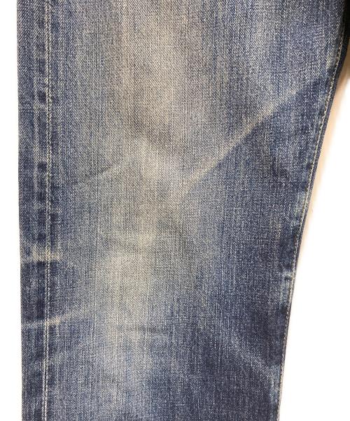 LEVI'S（リーバイス）LEVI'S (リーバイス) シンチバックセルビッチデニムパンツ　ヒゲ　フェード　日本製 インディゴ サイズ:W33の古着・服飾アイテム