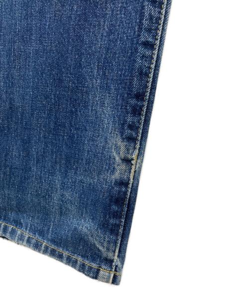 LEVI'S（リーバイス）LEVI'S (リーバイス) シンチバックセルビッチデニムパンツ　ヒゲ　フェード　日本製 インディゴ サイズ:W33の古着・服飾アイテム