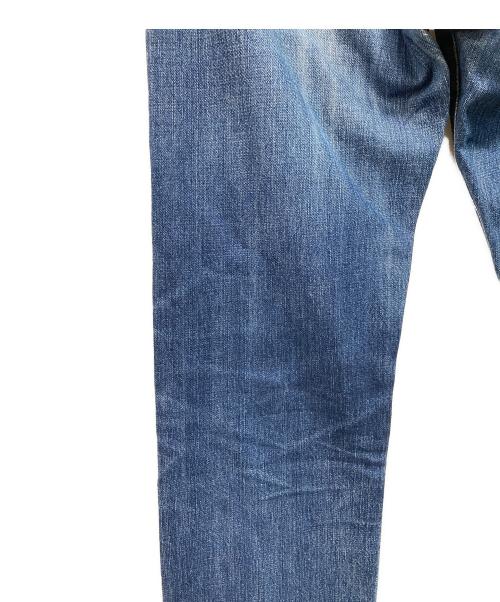 LEVI'S（リーバイス）LEVI'S (リーバイス) シンチバックセルビッチデニムパンツ　ヒゲ　フェード　日本製 インディゴ サイズ:W33の古着・服飾アイテム