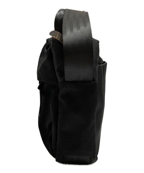 Manhattan Portage BLACK LABEL（マンハッタンポーテージ ブラックレーベル）Manhattan Portage BLACK LABEL (マンハッタンポーテージ ブラックレーベル) TWILL SHERMAN SQUARE BAG/ツイル シャーマン スクエアバッグ ブラックの古着・服飾アイテム