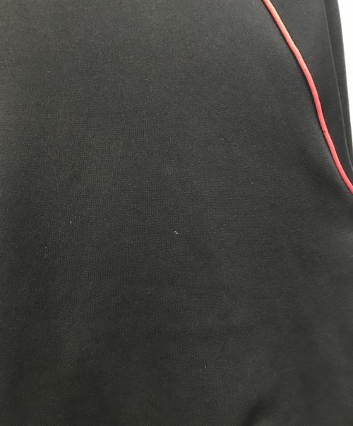 adidas（アディダス）adidas (アディダス) トラックジャケット　スタンドカラートラックジャケット　西ドイツ製 ブラック×レッド サイズ:Mの古着・服飾アイテム