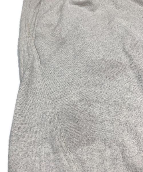 KHOKI（コッキ）KHOKI (コッキ) 3D Cutting Sweat Pants（スリーディー カッティング スウェット パンツ） グレー サイズ:１の古着・服飾アイテム