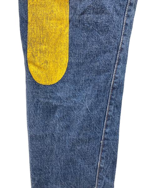 EVISU（エヴィス）EVISU (エヴィス) 塩谷ブラザーズ 大黒 カモメペイント デニムパンツ インディゴ×イエロー サイズ:SIZE 30の古着・服飾アイテム