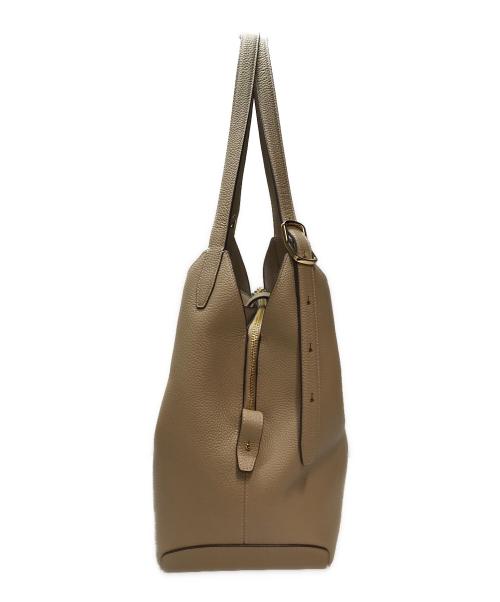 Kate Spade（ケイトスペード）Kate Spade (ケイトスペード) デコ ラージ ショルダー バッグ ベージュの古着・服飾アイテム