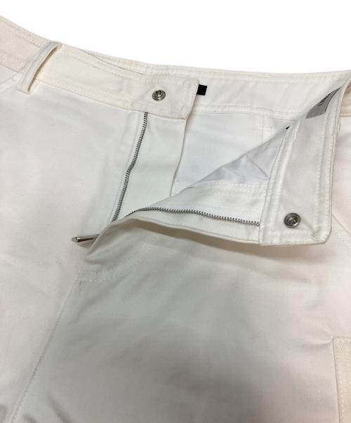 VALENTINO（ヴァレンティノ）VALENTINO (ヴァレンティノ) テーパードパンツ ホワイト サイズ:SIZE 44の古着・服飾アイテム