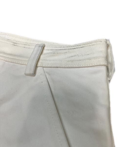 VALENTINO（ヴァレンティノ）VALENTINO (ヴァレンティノ) テーパードパンツ ホワイト サイズ:SIZE 44の古着・服飾アイテム