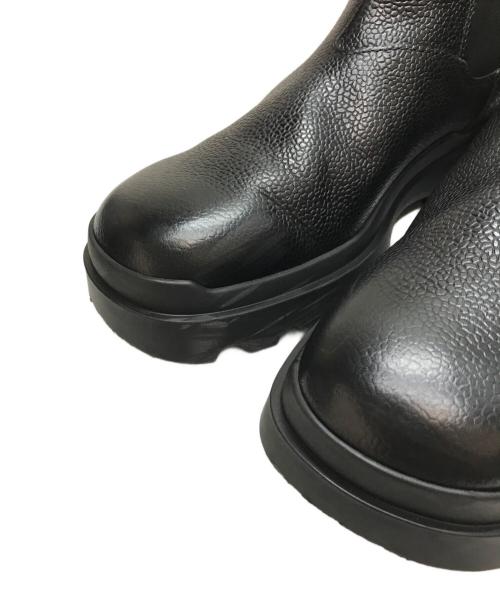 PRADA（プラダ）PRADA (プラダ) Stamped Leather Boots(スタンプド レザー ブーツ) サイドゴアブーツ イタリア製 ブラック サイズ:SIZE 7の古着・服飾アイテム
