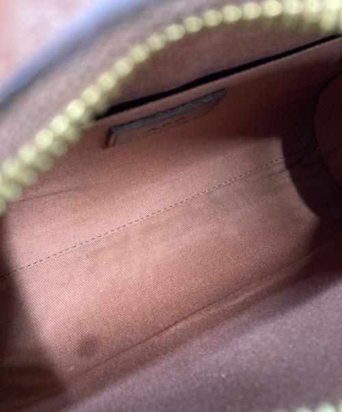 A.P.C.（アーペーセー）A.P.C. (アーペーセー) ハーフムーン レザーショルダーバッグ ブラウンの古着・服飾アイテム