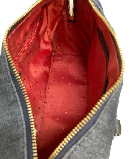 Kate Spade（ケイトスペード）Kate Spade (ケイトスペード) フラワー刺繍デニムハンドバッグ インディゴ×レッドの古着・服飾アイテム