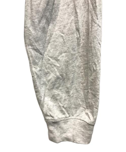 SUPREME（シュプリーム）SUPREME (シュプリーム) Small Box Logo L/S Tee（スモール ボックス ロゴ ロングスリーブ ティー） グレー サイズ:Lの古着・服飾アイテム