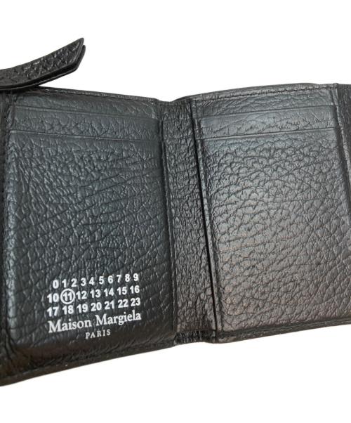 Maison Margiela（メゾンマルジェラ）Maison Margiela (メゾンマルジェラ) 4ステッチ 三つ折り ウォレット　レザー ブラックの古着・服飾アイテム