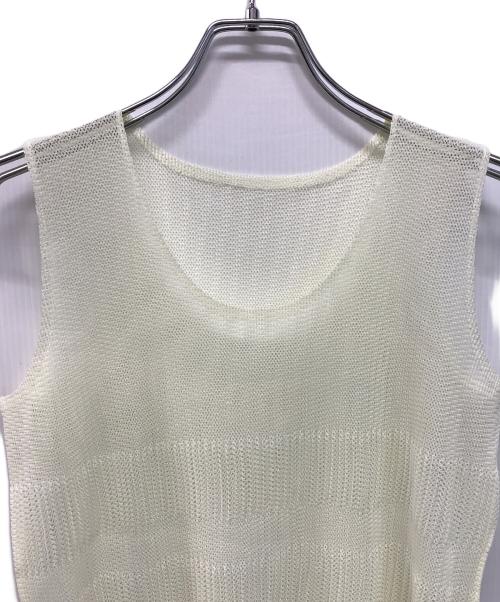 PLEATS PLEASE（プリーツプリーズ）PLEATS PLEASE (プリーツプリーズ) プリーツメッシュタンクトップ アイボリー サイズ:SIZE 3の古着・服飾アイテム