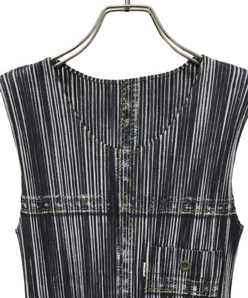 PLEATS PLEASE（プリーツプリーズ）PLEATS PLEASE (プリーツプリーズ) ノースリシーブデニム転写デザインプリーツワンピース ネイビー サイズ:FREEの古着・服飾アイテム