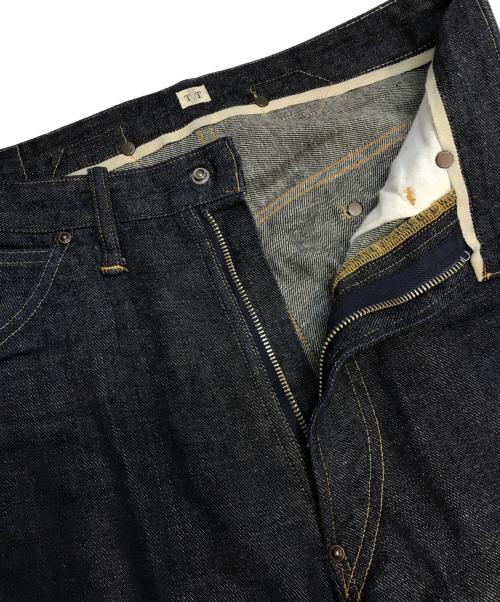 Taiga Takahashi（タイガ タカハシ）Taiga Takahashi (タイガ タカハシ) Lot.702 Denim Trousers（ロット・ナナマルニ・デニム・トラウザーズ） インディゴ サイズ:SIZE 30の古着・服飾アイテム
