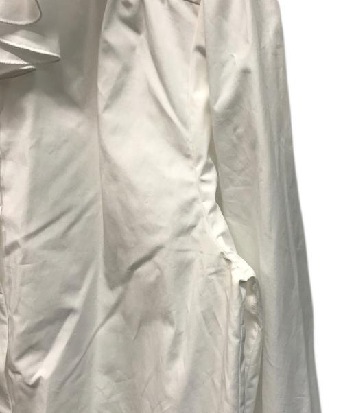 DRAWER（ドゥロワー）Drawer (ドゥロワー) CAPSULE フリルカラーブラウス 日本製 ホワイト サイズ:SIZE 38の古着・服飾アイテム