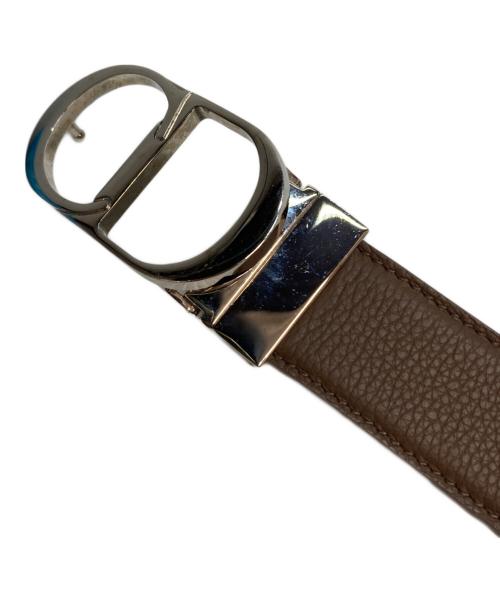 DIOR HOMME（ディオール オム）DIOR HOMME (ディオール オム) CDバックルレザーベルト リバーシブル シルバーバックル イタリア製 ネイビー×ベージュの古着・服飾アイテム