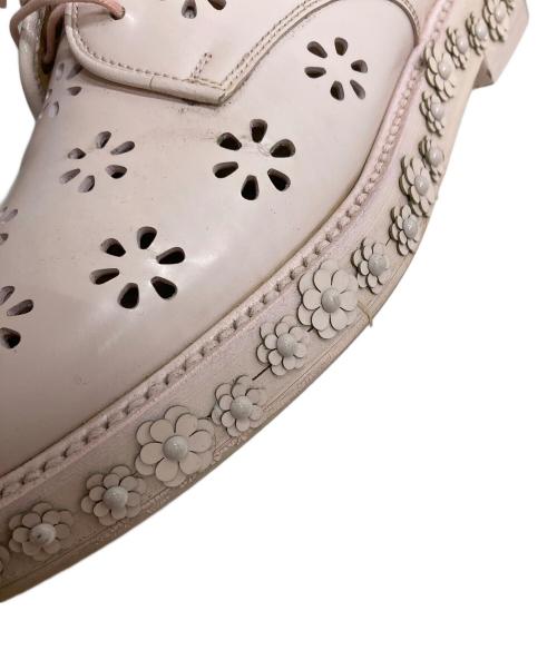CHURCH'S（チャーチ）CHURCH'S (チャーチ) noir kei ninomiya (ノワール ケイ ニノミヤ) SHANNON21 カットワークレザーシューズ ピンク サイズ:39の古着・服飾アイテム