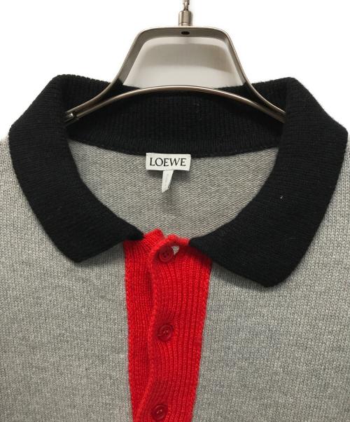 LOEWE（ロエベ）LOEWE (ロエベ) カシミヤブレンドアナグラムポロニット イタリア製 グレー×ブルー サイズ:Sの古着・服飾アイテム