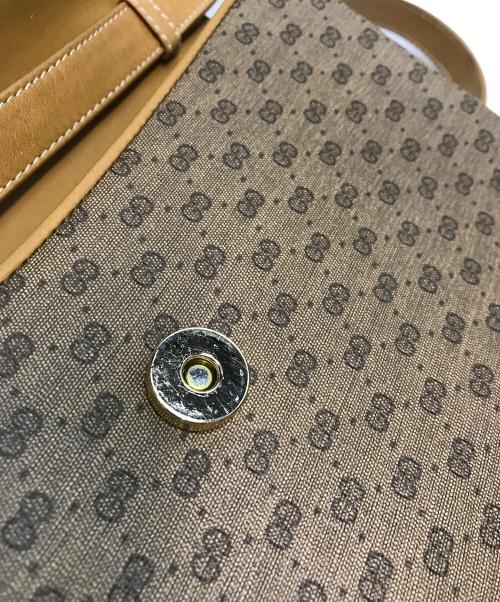 GUCCI（グッチ）GUCCI (グッチ) ヴィンテージレザーショルダーショルダーバッグ ベージュの古着・服飾アイテム