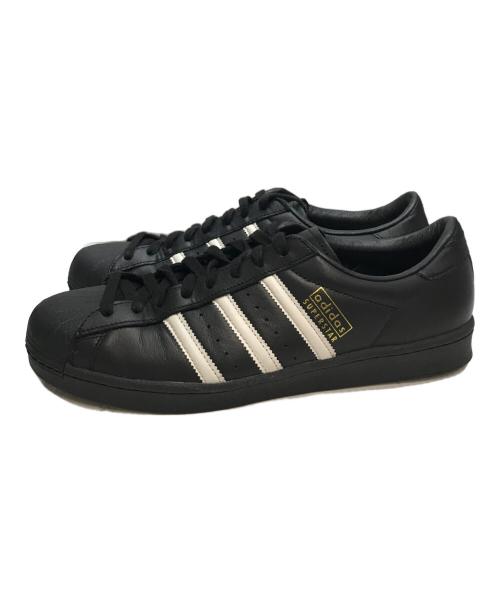 adidas（アディダス）adidas (アディダス) スニーカー ブラック×ホワイト サイズ:SIZE 28.5cmの古着・服飾アイテム