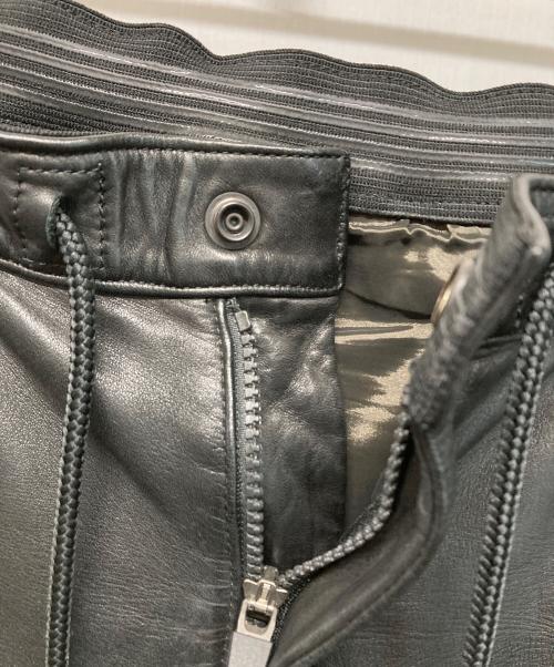 ripvanwinkle（リップヴァンウィンクル）ripvanwinkle (リップヴァンウィンクル) 18AW  Slim Easy leather Pants スリム イージー レザーパンツ ブラック サイズ:SIZE 4の古着・服飾アイテム