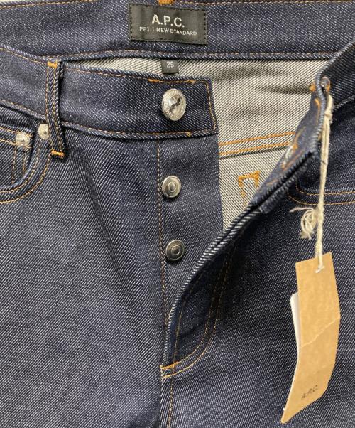 A.P.C.（アーペーセー）A.P.C. (アーペーセー) PETIT NEW STANDARD インディゴ サイズ:SIZE 73.5cm(W29) 未使用品の古着・服飾アイテム