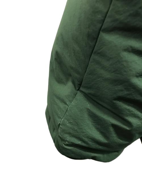WHITE MOUNTAINEERING（ホワイトマウンテ二アニング）WHITE MOUNTAINEERING (ホワイトマウンテ二アニング) TAION (タイオン) ダウンジャケット グリーン サイズ:SIZE 1の古着・服飾アイテム