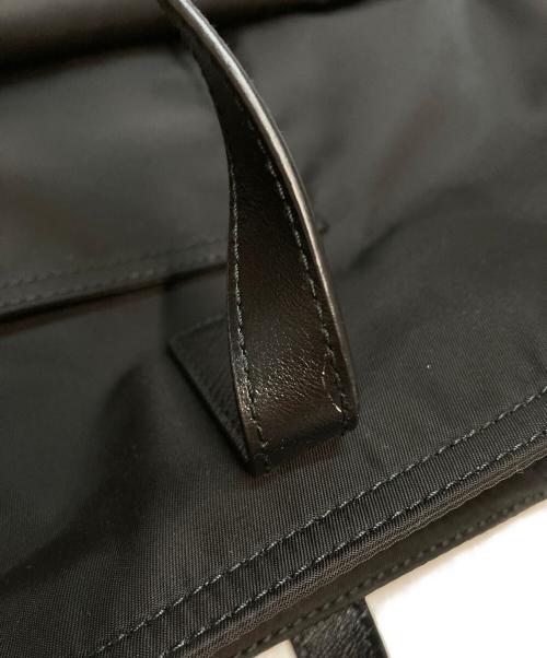 PRADA（プラダ）PRADA (プラダ) トライアングルロゴプレート ナイロントートバッグ ブラックの古着・服飾アイテム