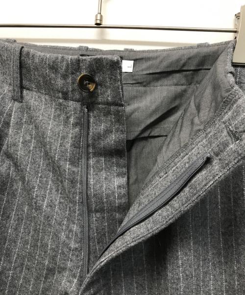 SOL soonerorlater（ソル スーナーオアレイター）SOL soonerorlater (ソル スーナーオアレイター) Pin-Stripe Balloon Pants(ピン ストライプ バルーン パンツ) 2026-2027 AW グレー サイズ:Lの古着・服飾アイテム