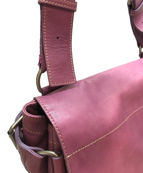 Vivienne Westwood（ヴィヴィアンウエストウッド）Vivienne Westwood (ヴィヴィアンウエストウッド) メッセンジャーバッグ レザー パープルの古着・服飾アイテム