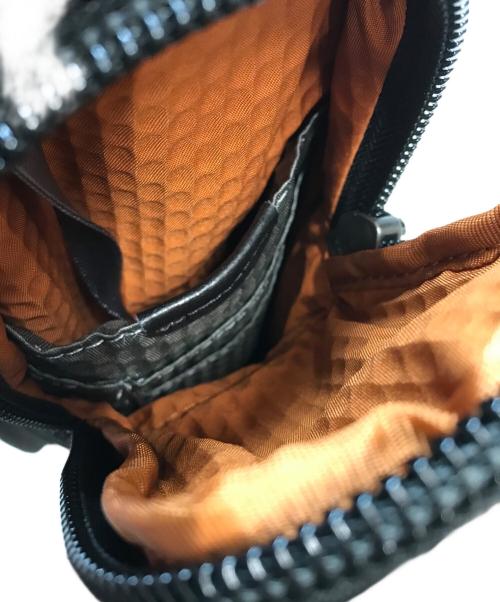 TUMI（トゥミ）TUMI (トゥミ) ワンショルダーバッグ ブラックの古着・服飾アイテム