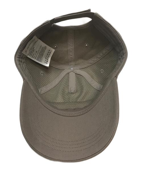 MONCLER（モンクレール）MONCLER (モンクレール) ロゴ ベースボールキャップ ベージュの古着・服飾アイテム
