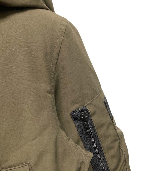 CANADA GOOSE（カナダグース）CANADA GOOSE (カナダグース) LABRADOR BOMBER(ラブラドール ボンバー) カーキ サイズ:Sの古着・服飾アイテム